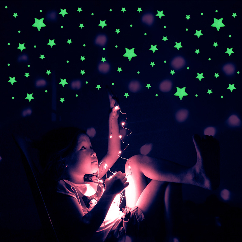 211 قطعة ثلاثية الأبعاد فقاعة  - مراجعة Glow In Dark Stars وسعره