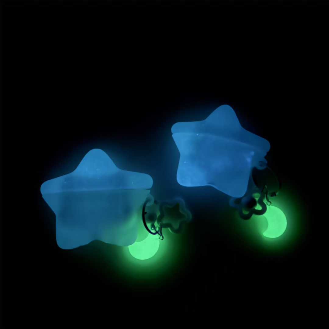 توهج في الظلام ستار سيليكون حق - مراجعة Glow In Dark Stars وسعره