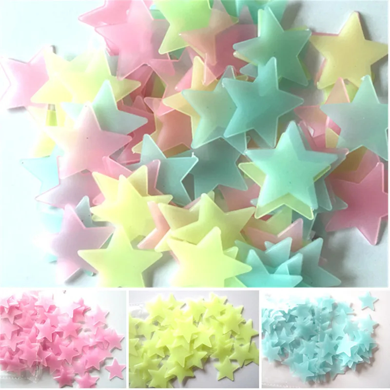 100 قطعة من ملصقات النجوم الفل - مراجعة Glow In Dark Stars وسعره